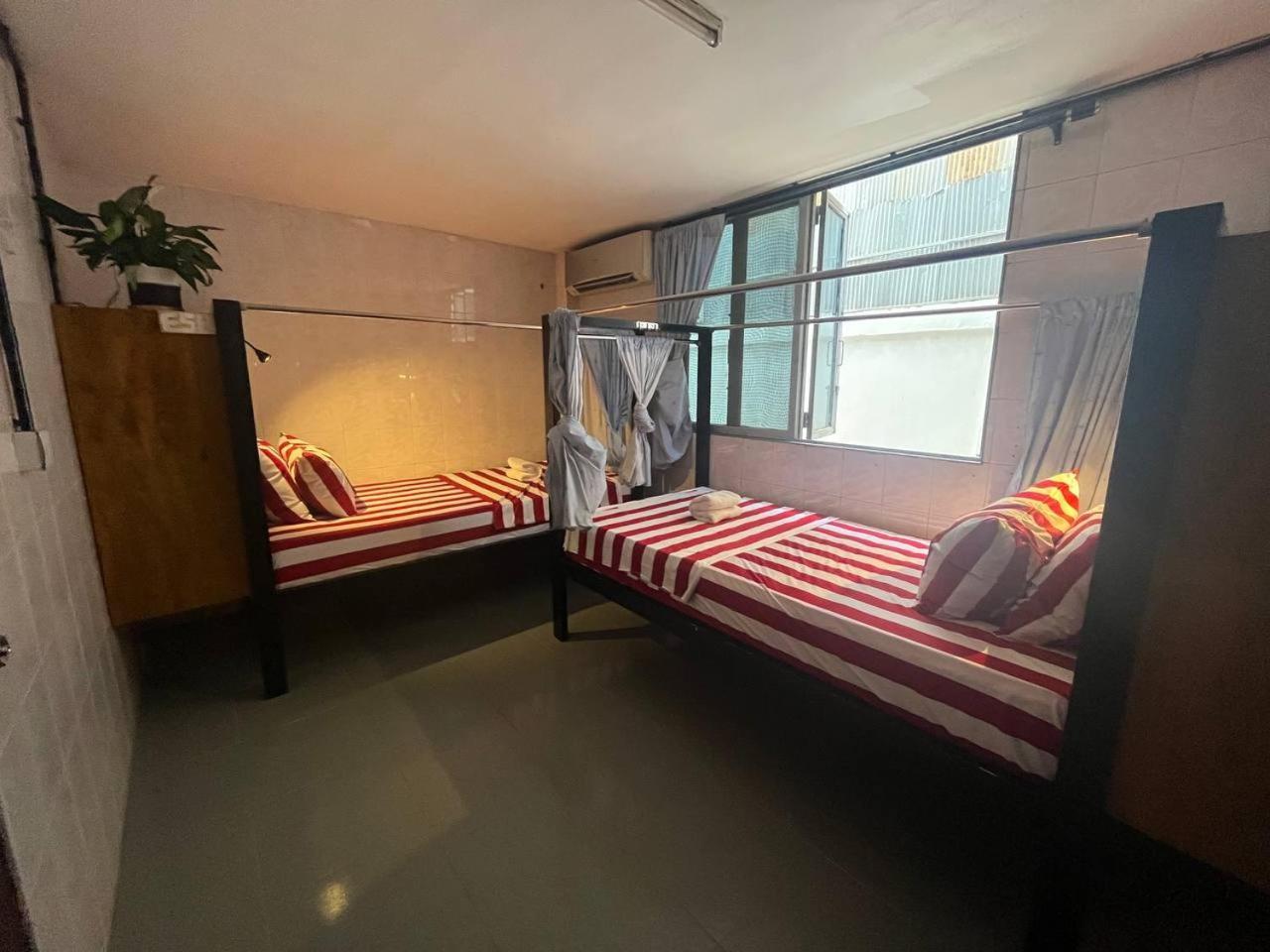 Por Chey Guesthouse Battambang Eksteriør billede