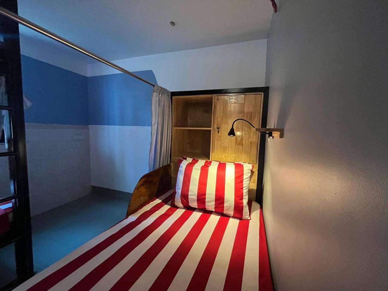 Por Chey Guesthouse Battambang Eksteriør billede