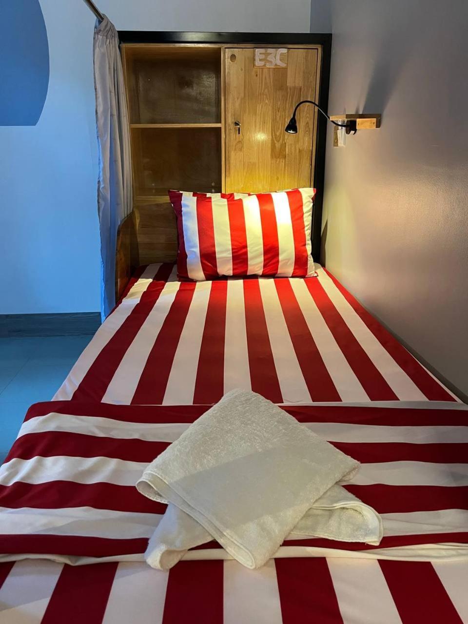 Por Chey Guesthouse Battambang Eksteriør billede
