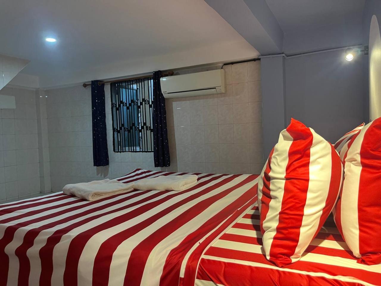 Por Chey Guesthouse Battambang Eksteriør billede