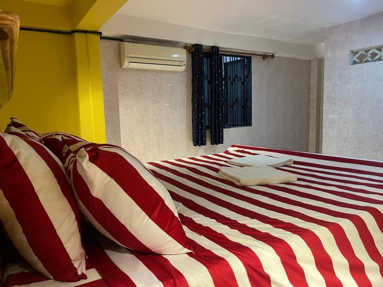 Por Chey Guesthouse Battambang Eksteriør billede