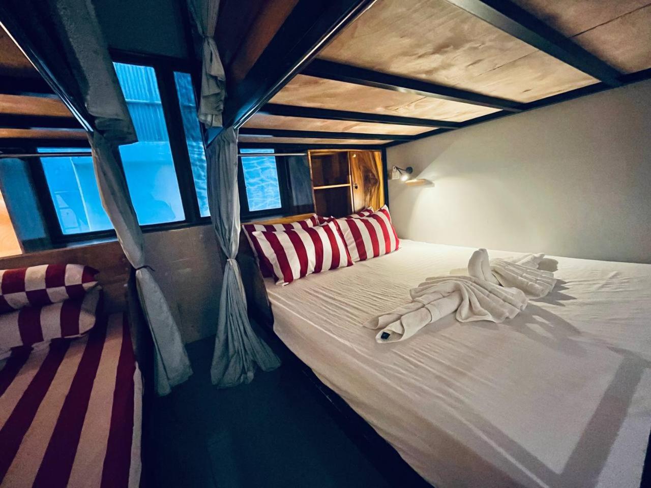 Por Chey Guesthouse Battambang Eksteriør billede